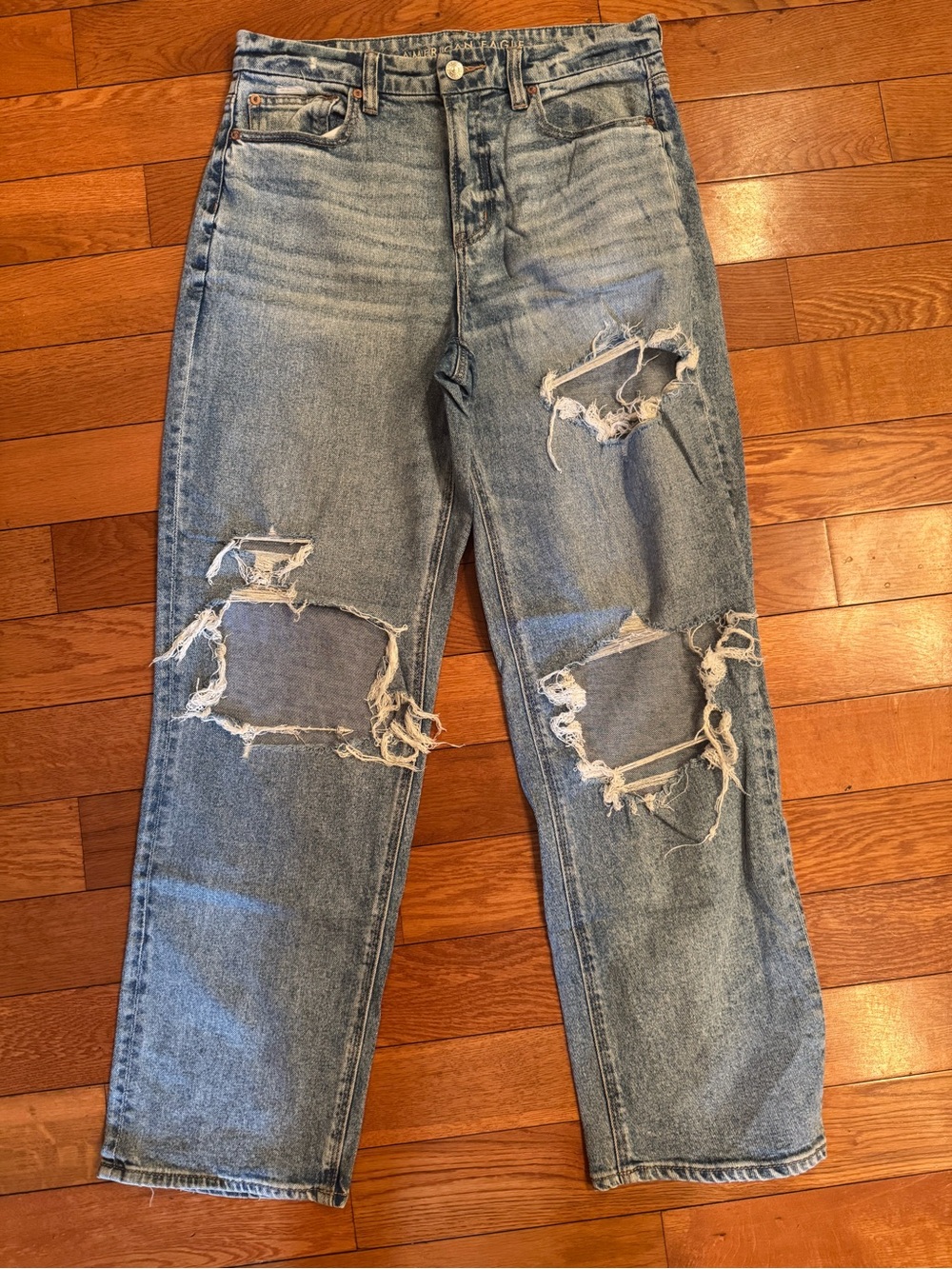 American Eagle Curvy 90s Straight Distressed Jeans - Women's Size 8 - Picture 2 of 8